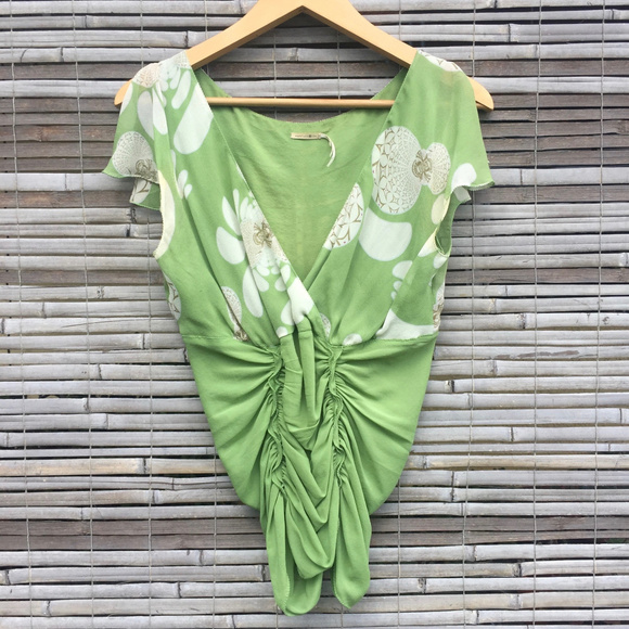 Max Studio Tops - VINTAGE . MAX STUDIO . SILK TOP . ⚠️IMPERFECT⚠️